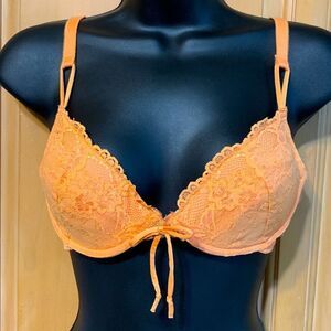 Vintage Q-T Brand Light Orange / Tangerine Color Lace Bra Size 34C